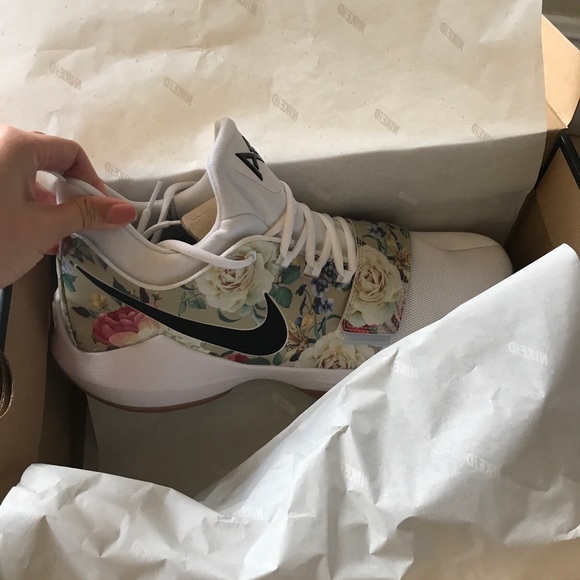 pg 1 floral
